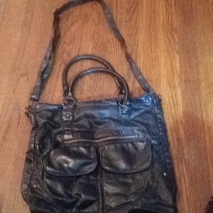 Shoulder strap removable bag